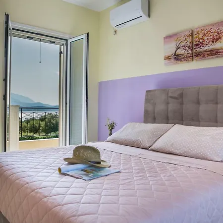 Bay Apartament Lixouri